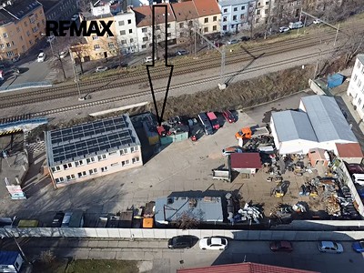 Prodej komerční nemovitosti 2 369 m²