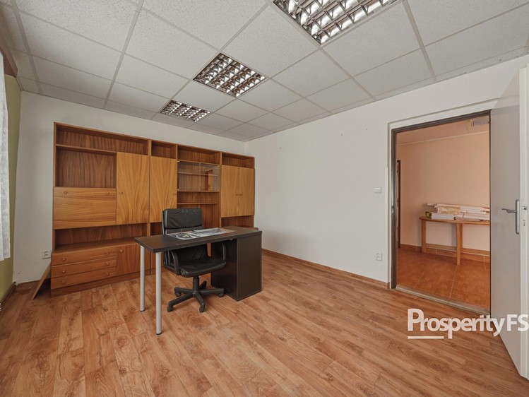 Gewerbefläche zum Kauf, 360 m² (16 von 32)
