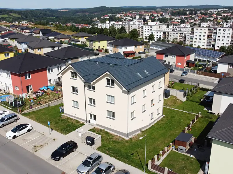 Pronájem bytu 3+kk 78 m², Tachov – náhled fotky 1