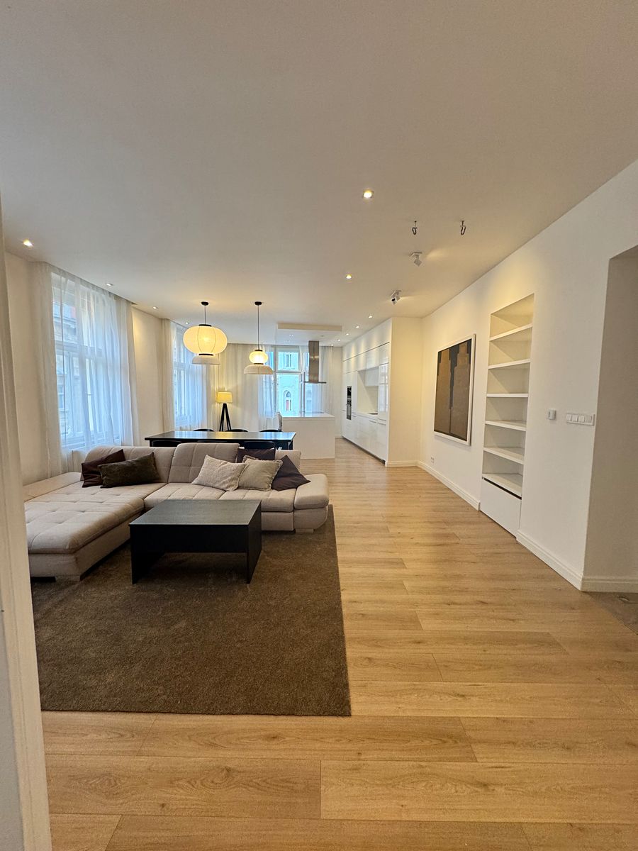 Pronájem bytu 2+kk 79 m²