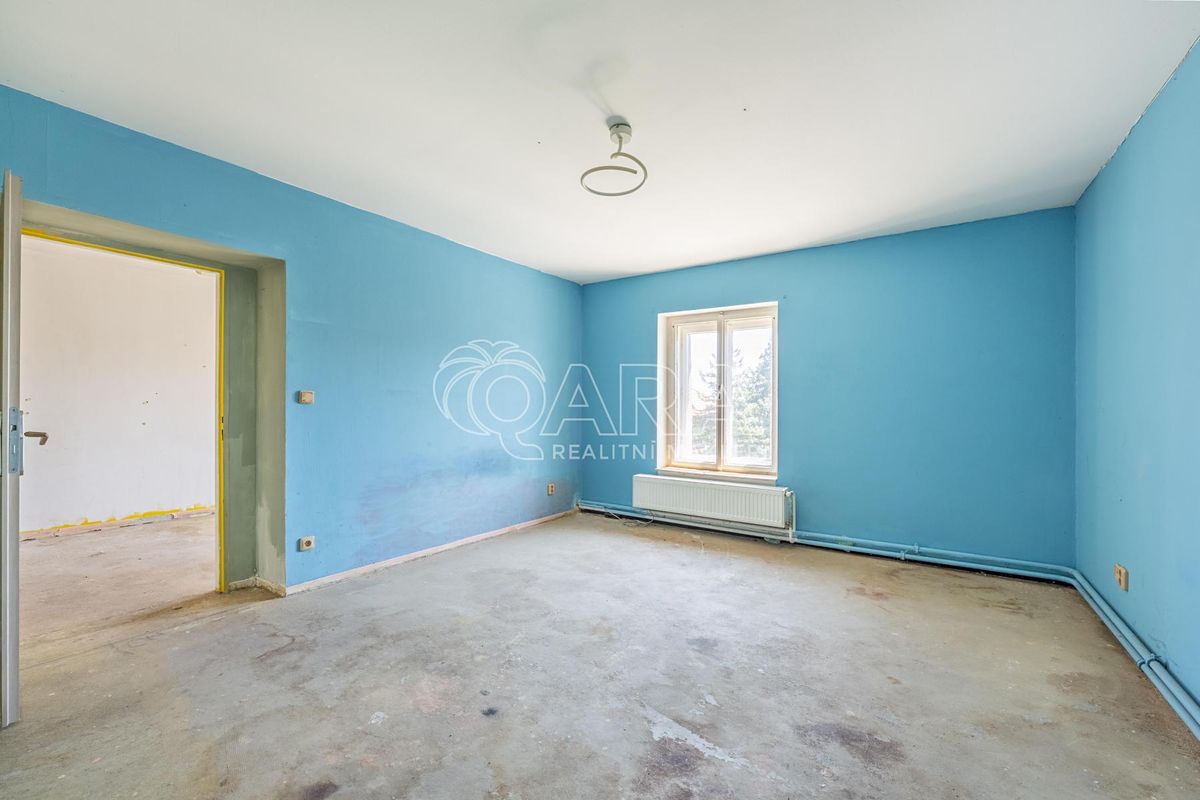 Prodej rodinného domu 814 m², pozemek 1078 m² – fotografie 5