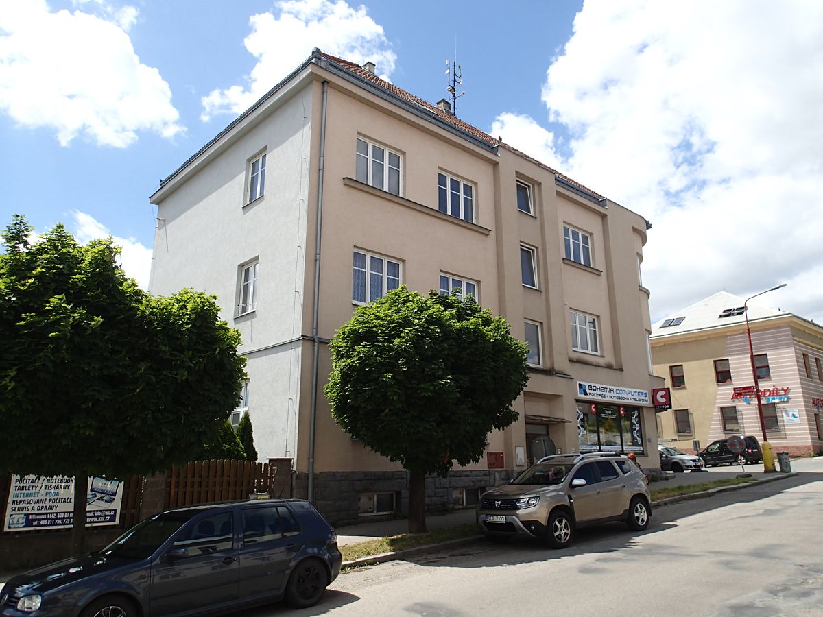 Pronájem bytu 3+kk 85 m²