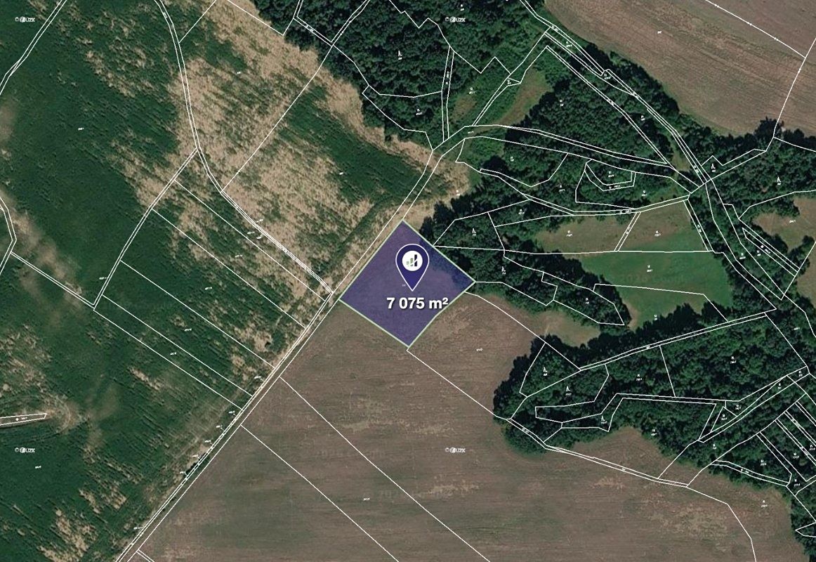 Prodej pole 7075 m²