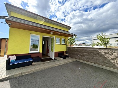 Комерційне приміщення на продаж, 994 м² (2 з 16)