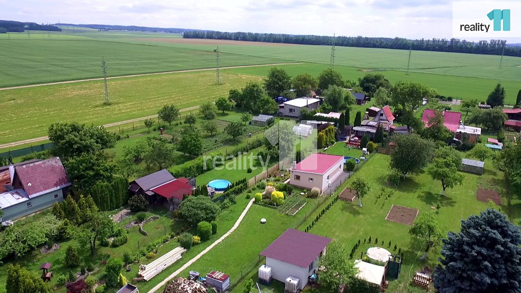 Prodej stavebního pozemku 2136 m² – fotografie 3