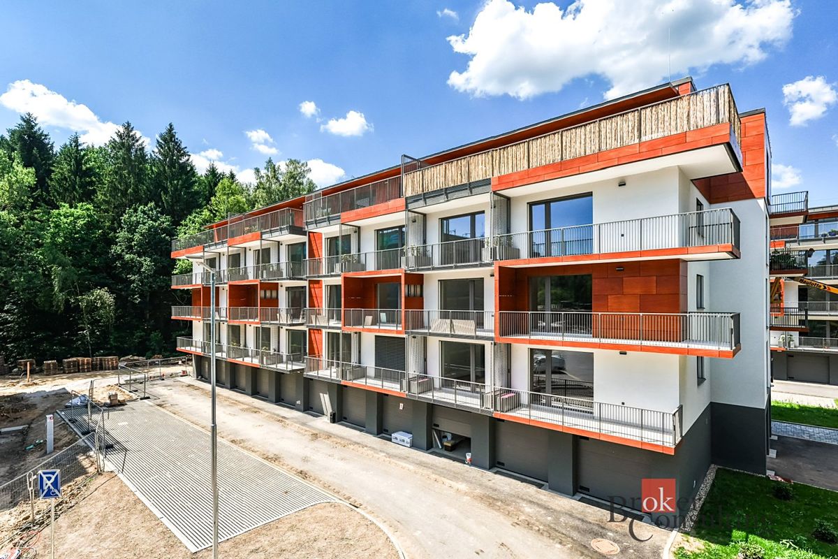 Pronájem bytu 1+kk 35 m²