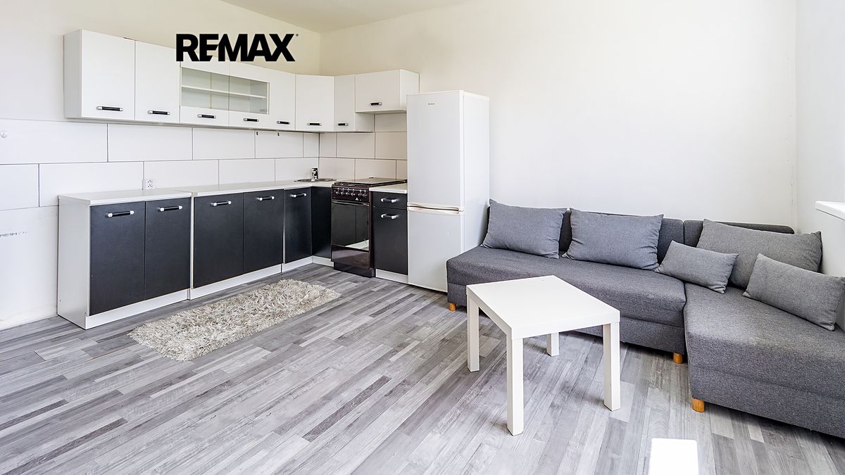 Pronájem bytu 2+kk 40 m²