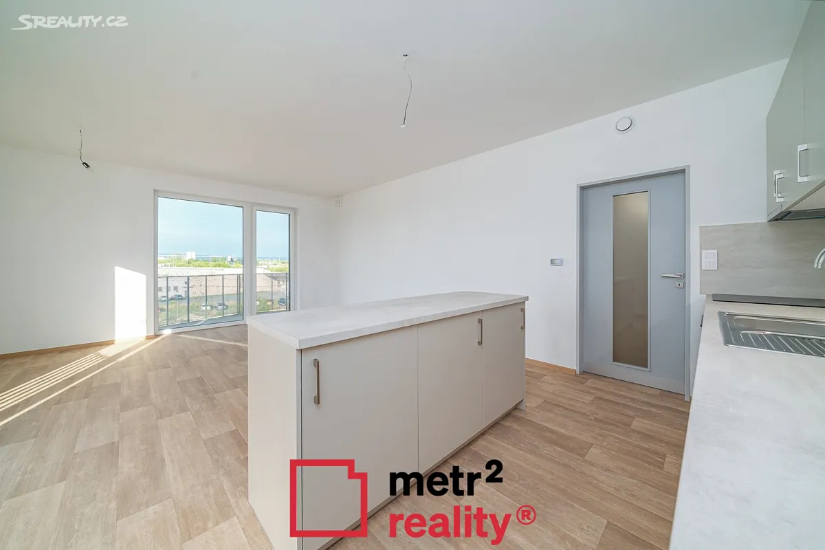 Pronájem bytu 2+kk 73 m² - Więcej