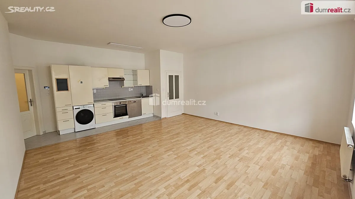 Pronájem bytu 3+kk 85 m², Praha