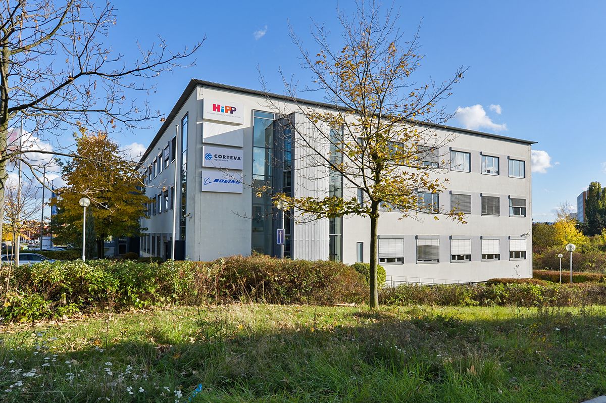 Pronájem kanceláře 251 m² – fotografie 4