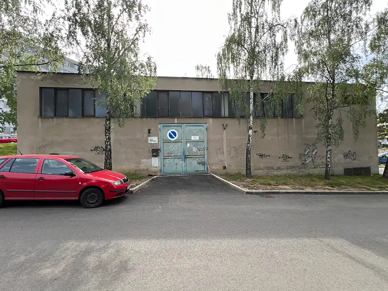 Prodej specifického typu nemovitosti 341 m², Praha – náhled fotky 1