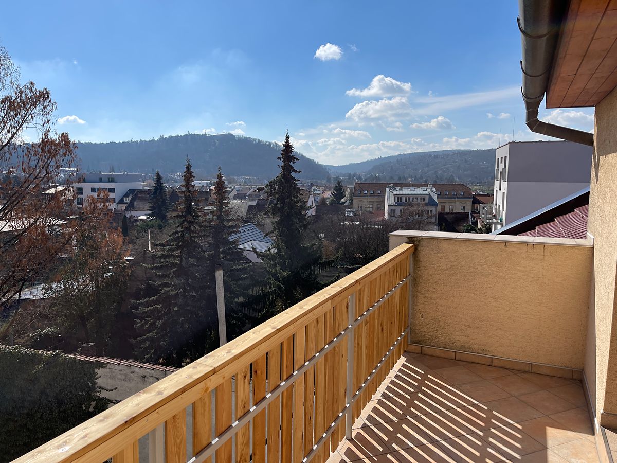 Pronájem bytu 3+kk 57 m²