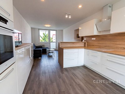 Prodej bytu 4+kk 93 m²