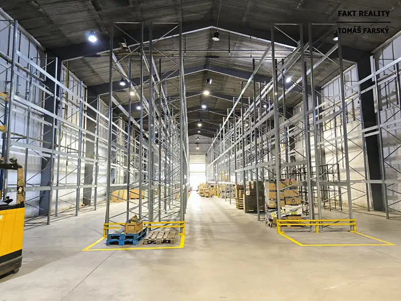 Pronájem skladového prostoru 1250 m², Ústí nad Labem – náhled fotky 2