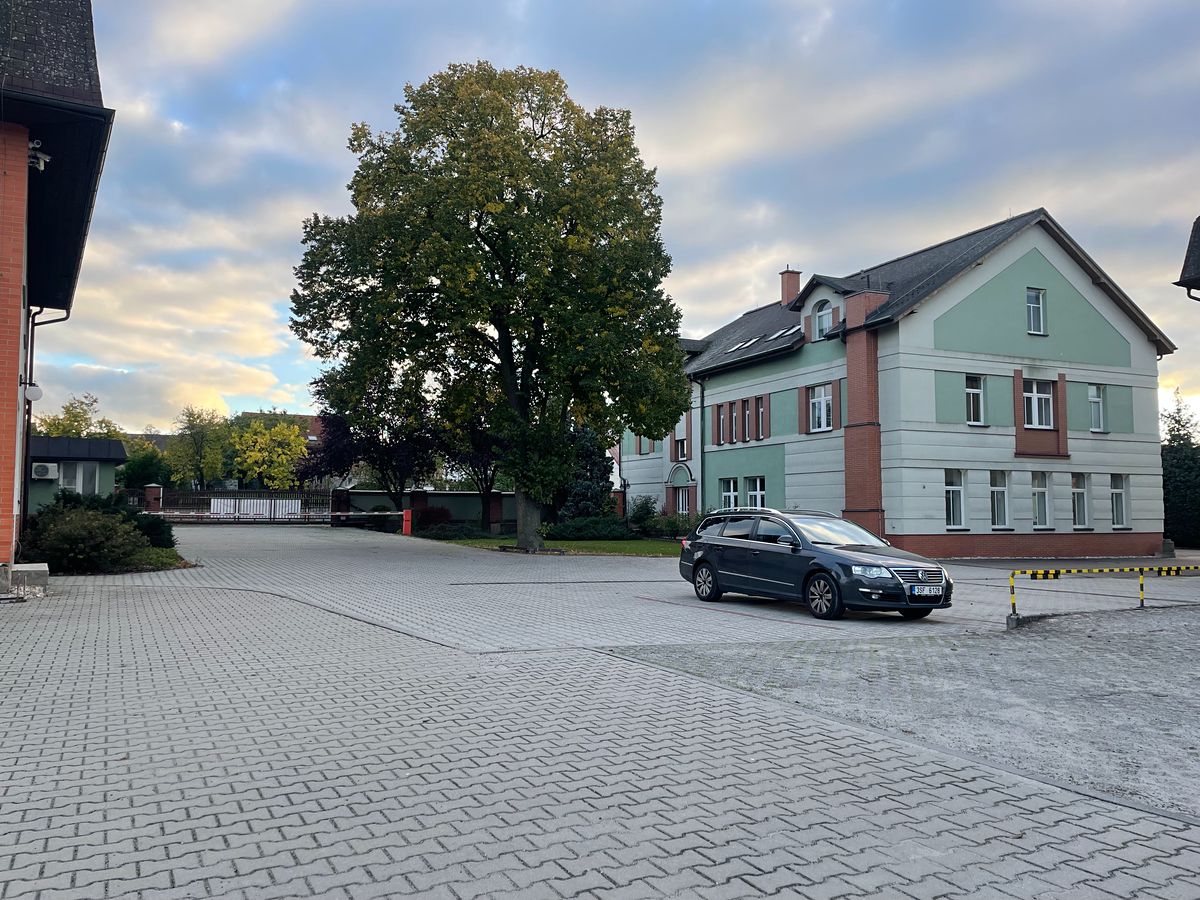 Prodej výrobní haly, prostoru 8000 m² – fotografie 5