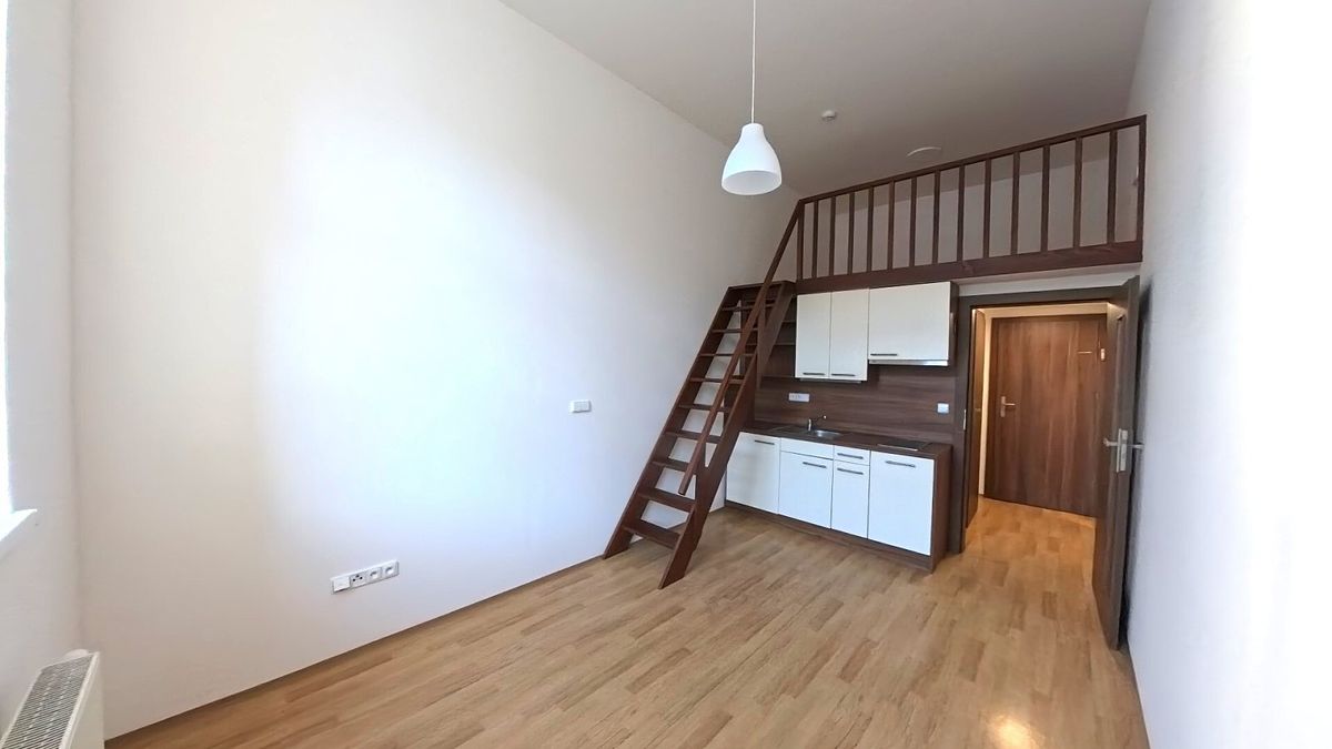 Pronájem bytu 1+kk 26 m²