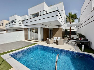 Prodej  vily 110 m², pozemek 280 m²