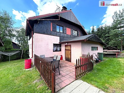 Prodej  rodinného domu 130 m², pozemek 910 m²