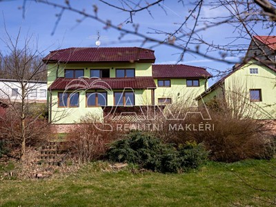 Prodej  rodinného domu 255 m², pozemek 1 409 m²