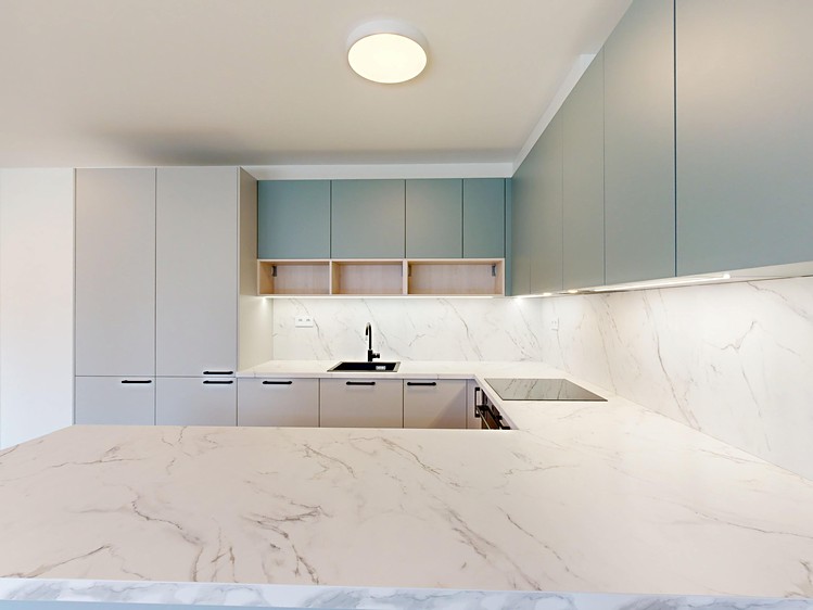 Pronájem bytu 4+kk, 93 m² (4 z 15)