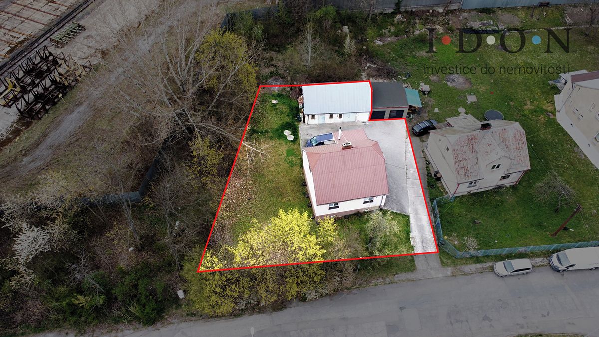 Prodej rodinného domu 110 m², pozemek 809 m² – fotografie 2