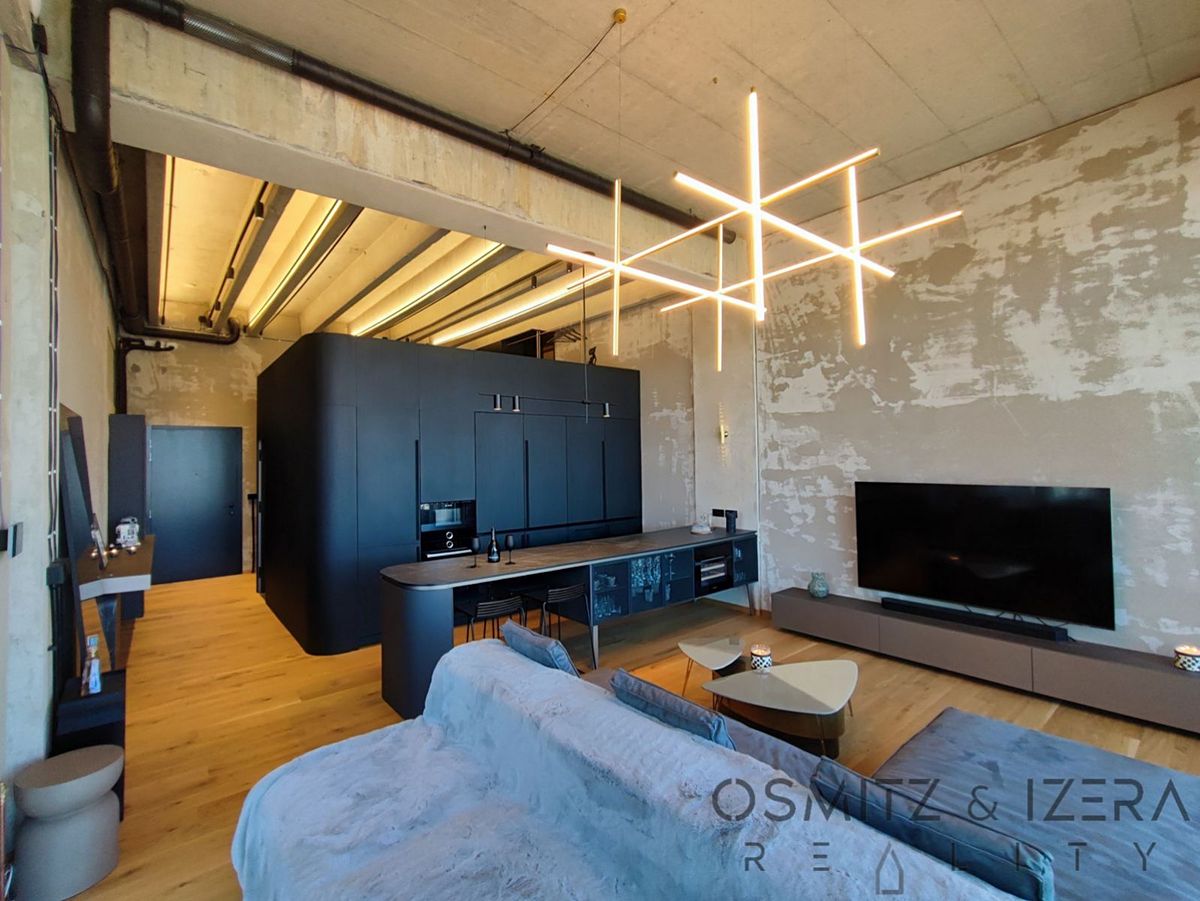 Pronájem bytu 2+kk 104 m²