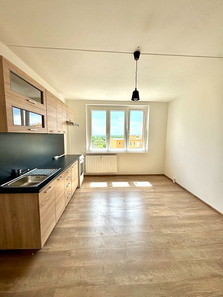 Pronájem bytu 3+kk 52 m² – fotografie 2
