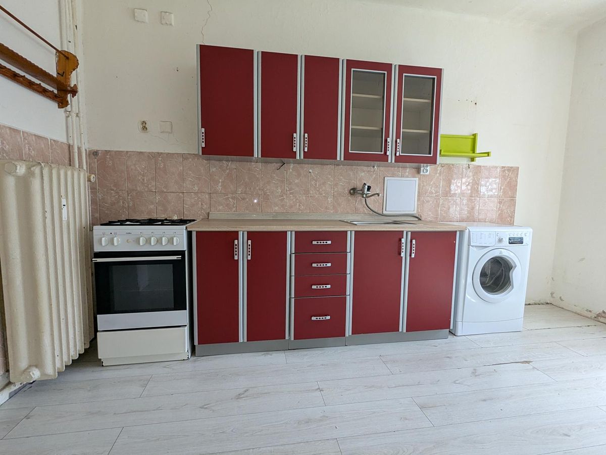 Pronájem bytu 1+1 39 m² (Jednopodlažní)