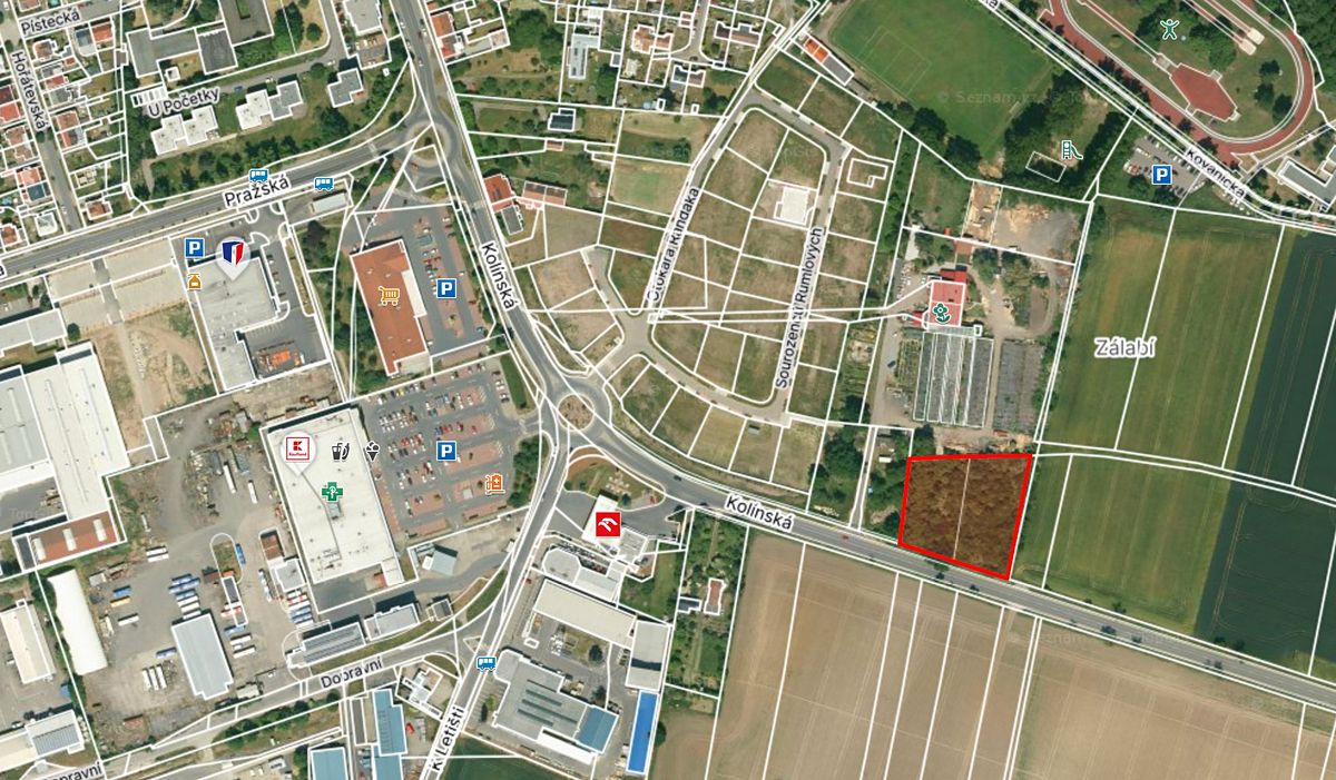 Prodej komerčního pozemku 3893 m²