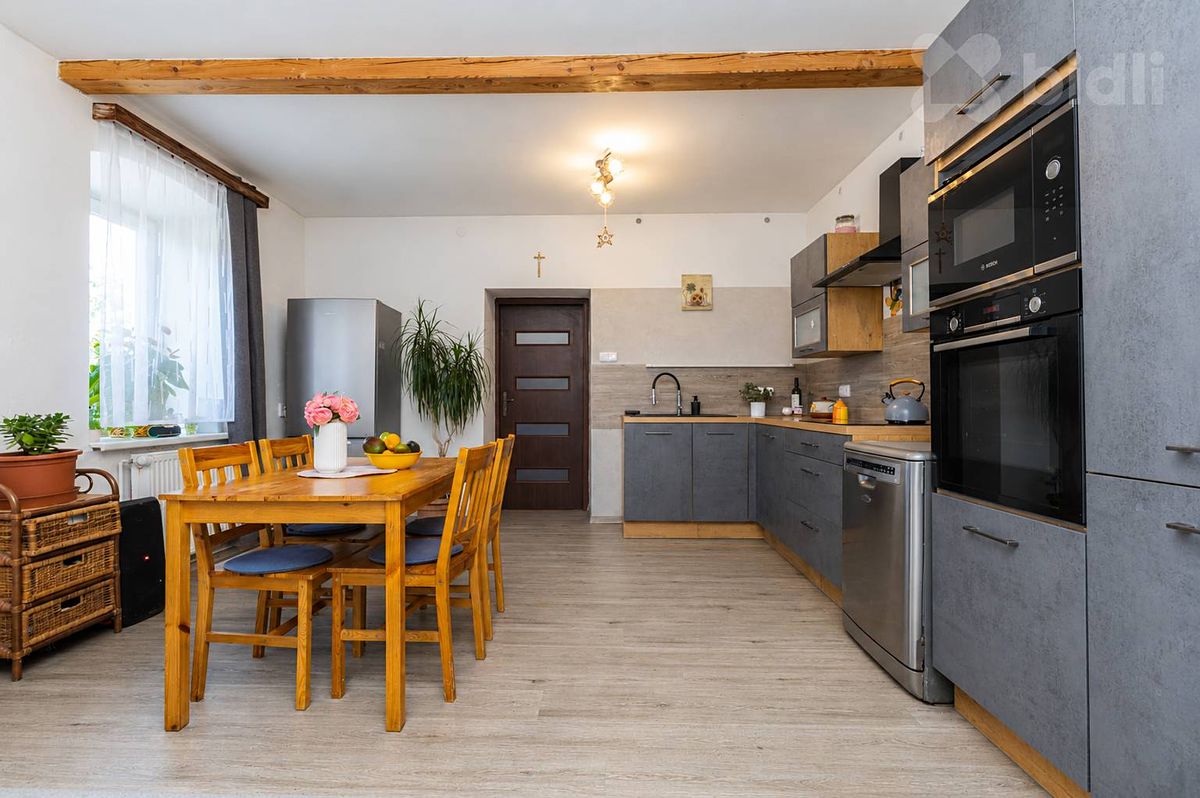 Prodej rodinného domu 95 m², pozemek 361 m² – fotografie 3