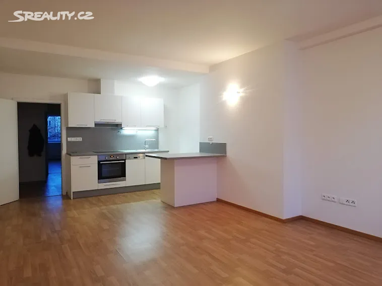 Pronájem bytu 2+kk 57 m², Praha