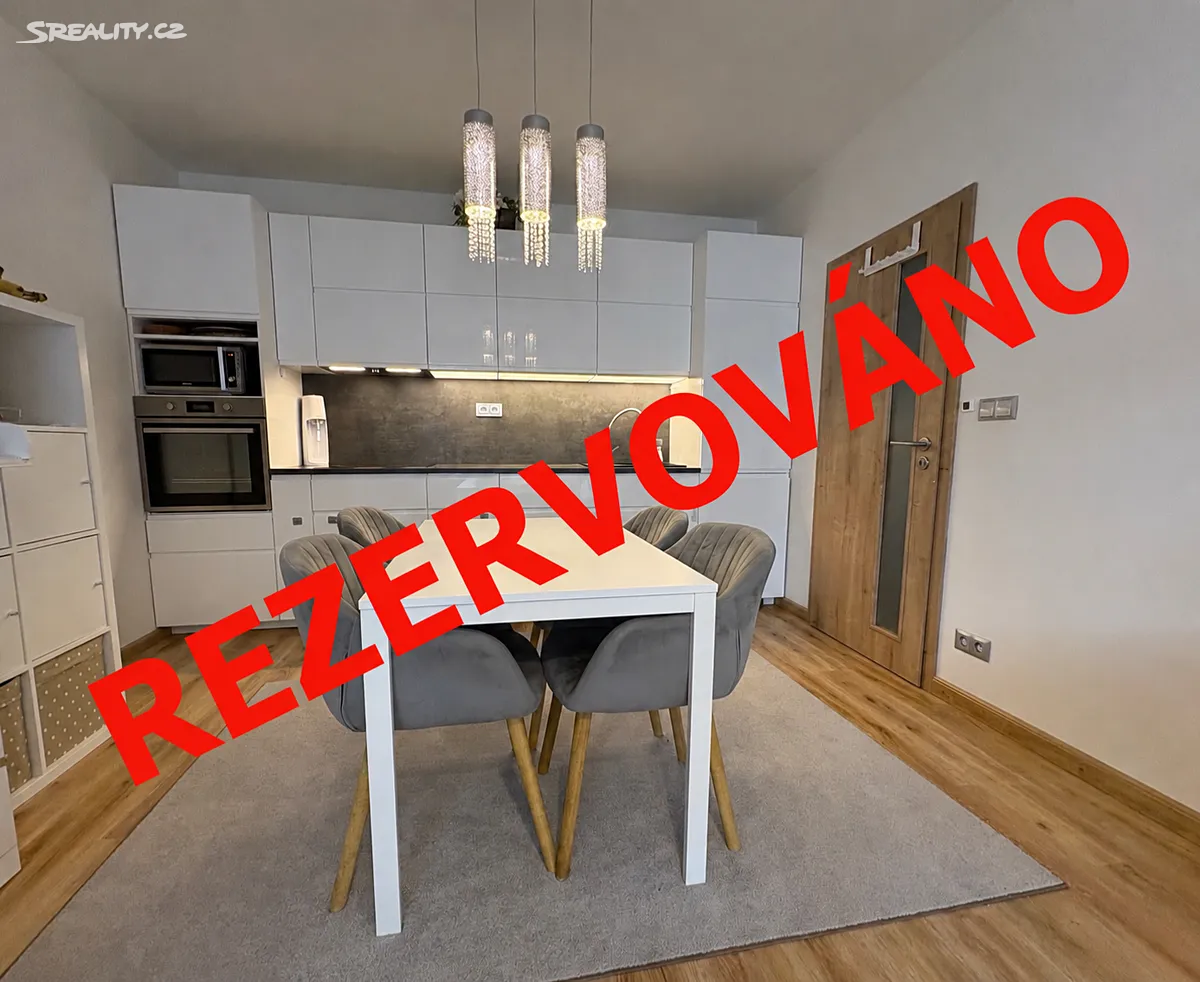 Prodej bytu 2+kk 53 m², Pardubice