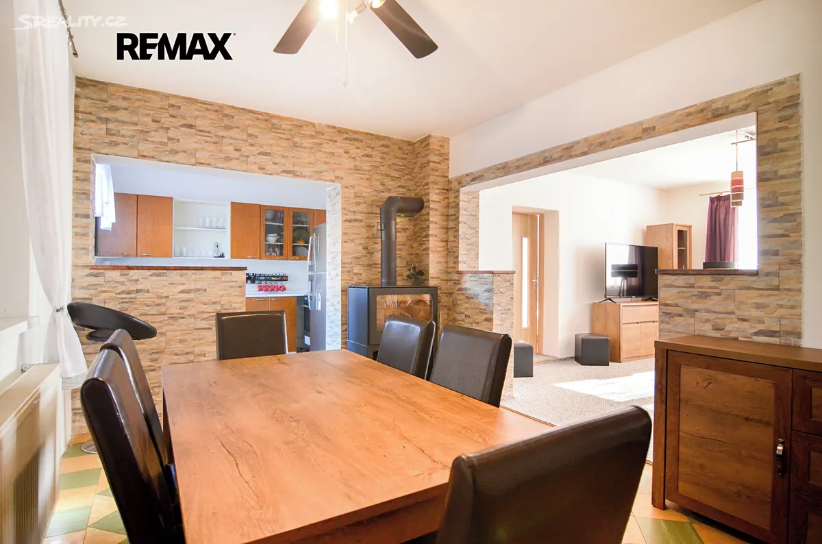 Prodej rodinného domu 160 m², pozemek 589 m², Vnorovy