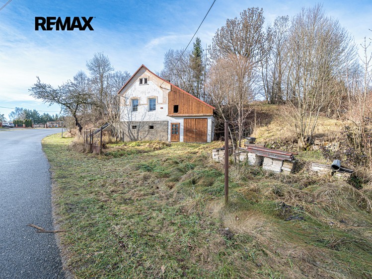 Prodej domu, 184 m² (2 z 20)