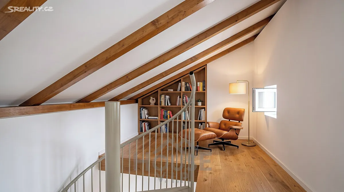 Prodej bytu 2+kk 65 m² – pohled 2