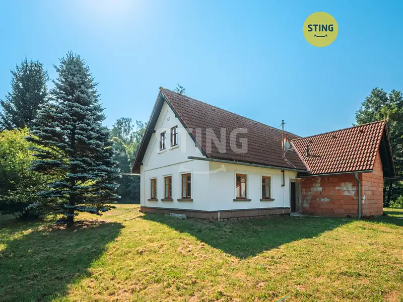Prodej rodinného domu 272 m², pozemek 5189 m², Stará Paka – náhled fotky 1