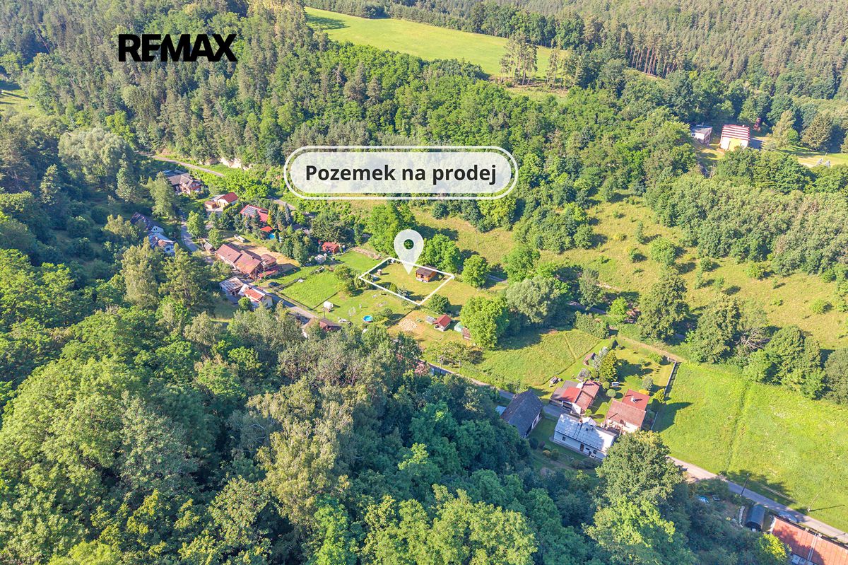 Prodej stavebního pozemku 735 m² – fotografie 3