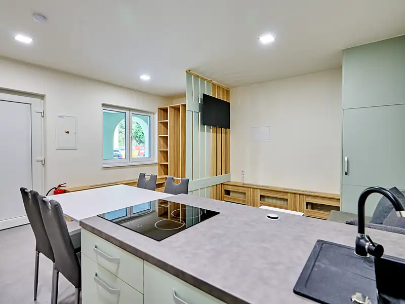 Prodej bytu 2+kk 52 m², Jáchymov – náhled fotky 3