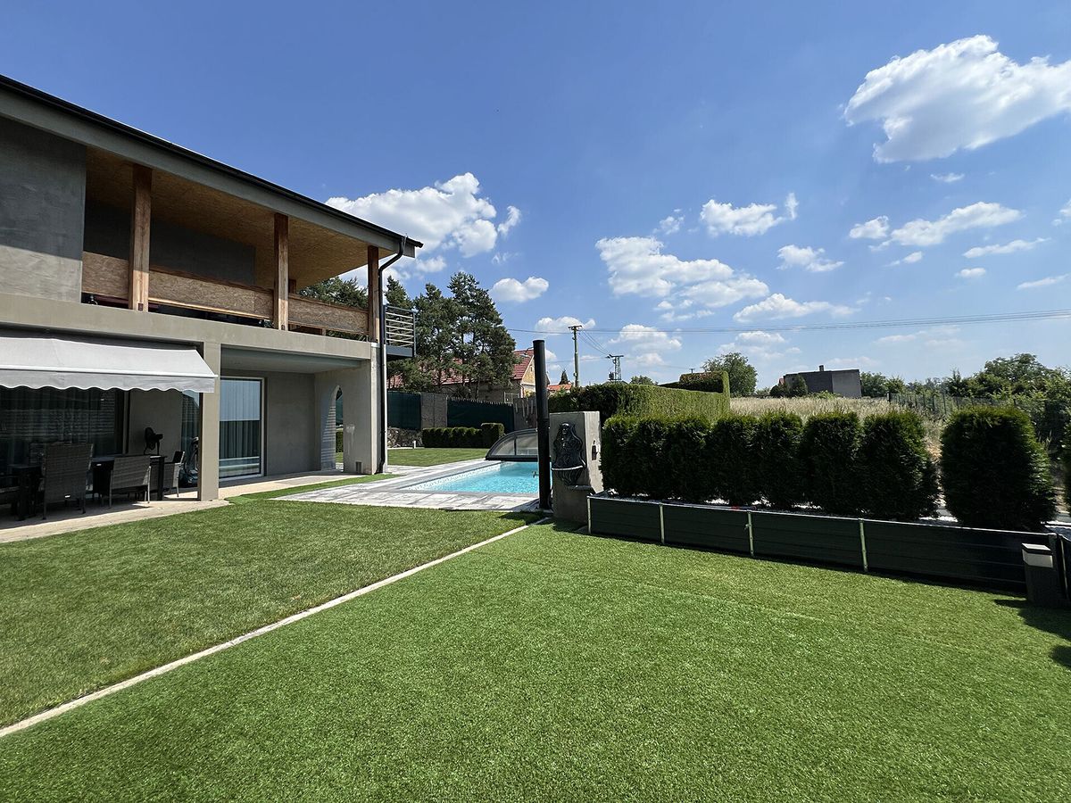 Prodej rodinného domu 600 m², pozemek 813 m² – fotografie 4