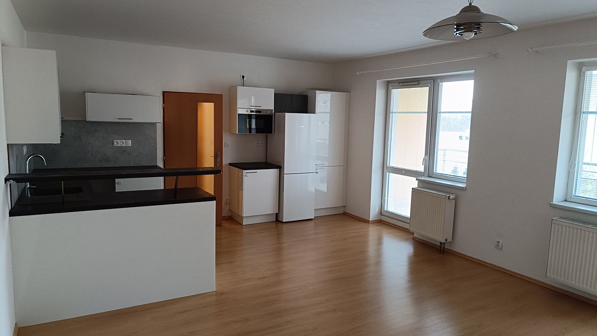 Pronájem bytu 3+kk 83 m²