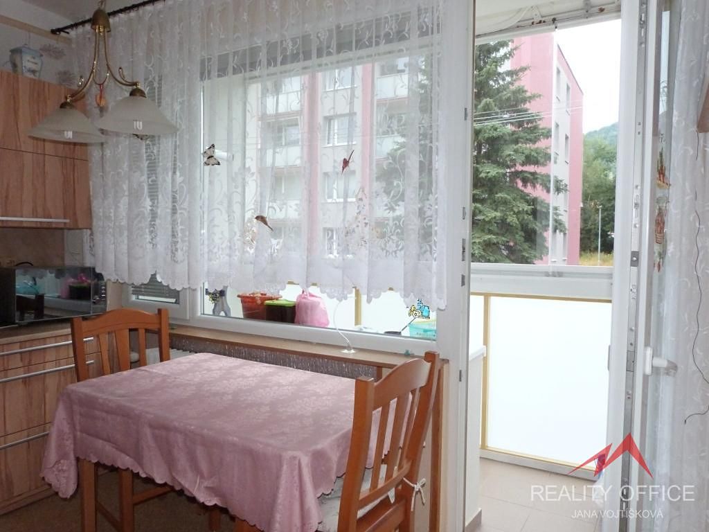Pronájem bytu 2+1 47 m² – fotografie 4