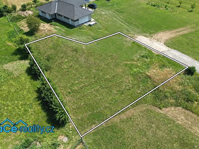 Prodej stavebního pozemku 850 m²