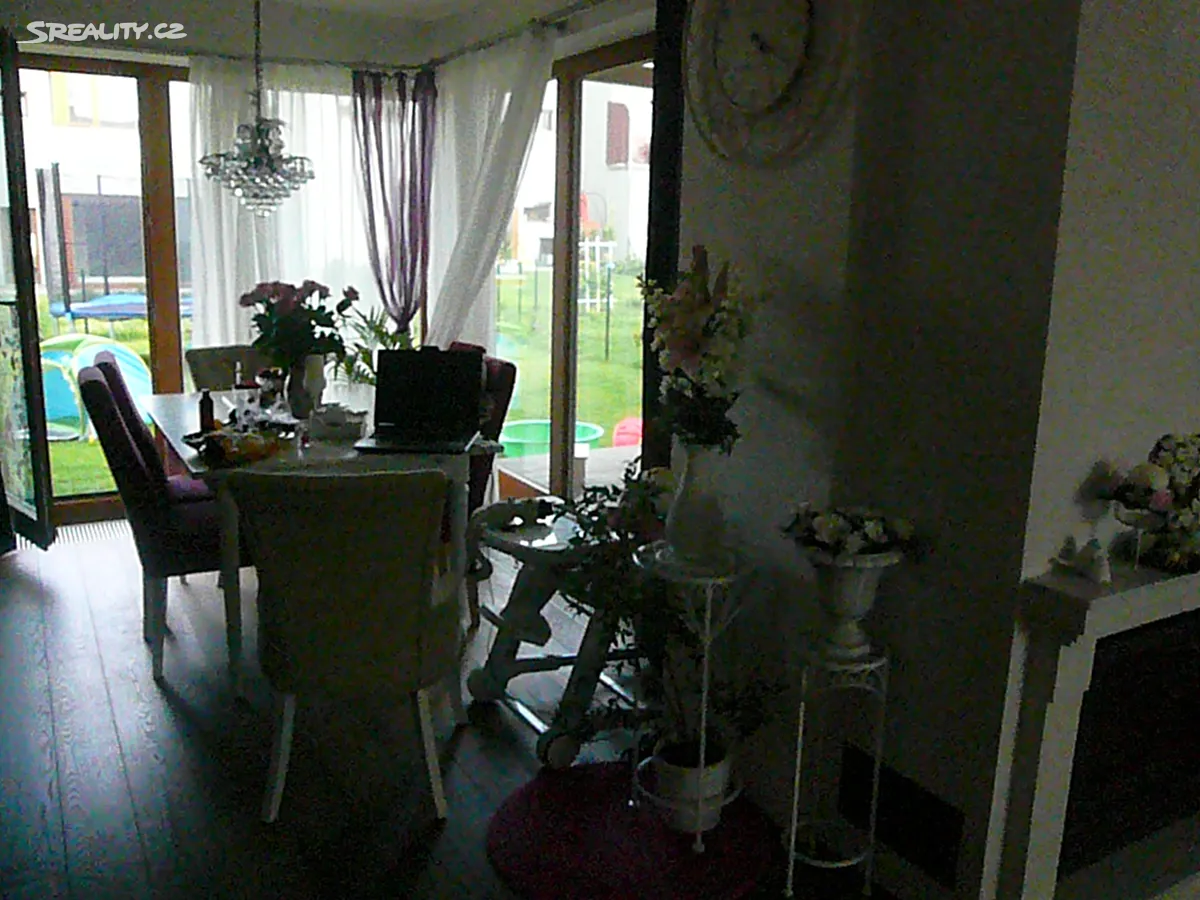 Pronájem rodinného domu 145 m², pozemek 270 m² – pohled 6
