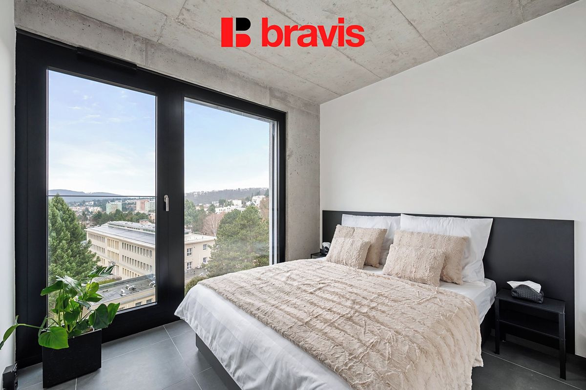 Pronájem bytu 2+kk 41 m² – fotografie 2