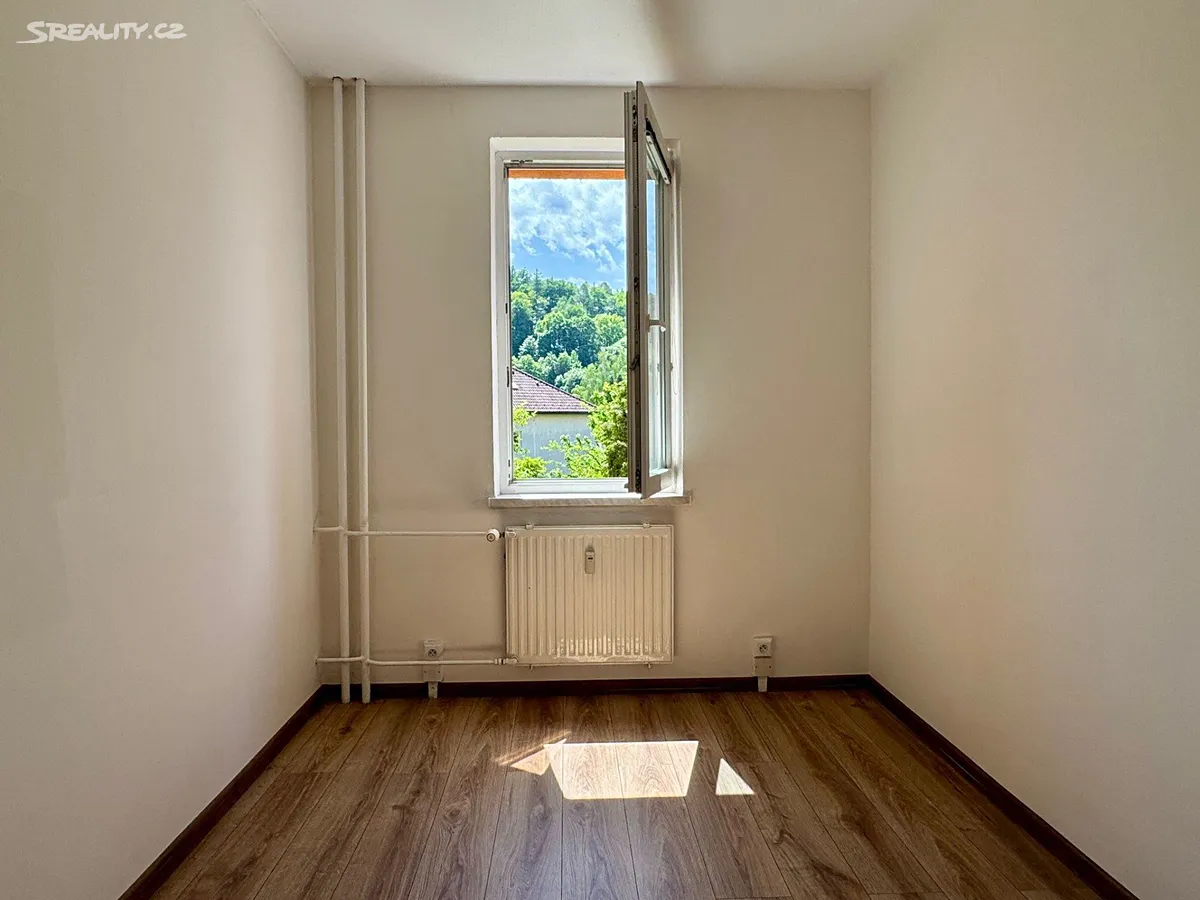 Pronájem bytu 3+1 63 m², Rožnov pod Radhoštěm