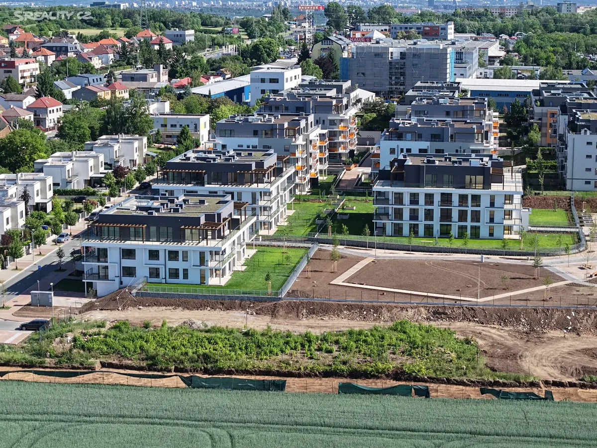 Prodej bytu 4+kk 118 m² – pohled 2