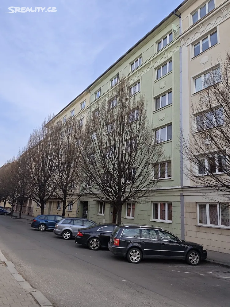 Pronájem bytu 2+1 60 m², Dr. Šmerala