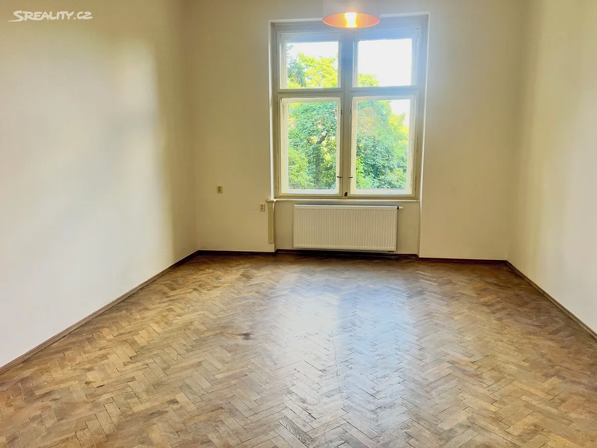 Pronájem bytu 2+1 88 m² – pohled 5