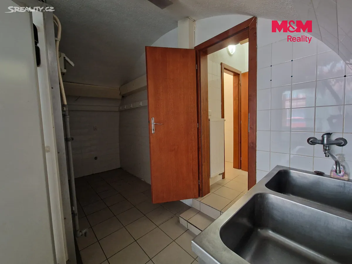Pronájem obchodního prostoru 39 m² - View 4