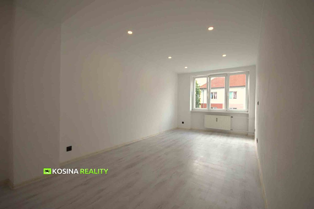Pronájem bytu 2+1 53 m² – fotografie 2